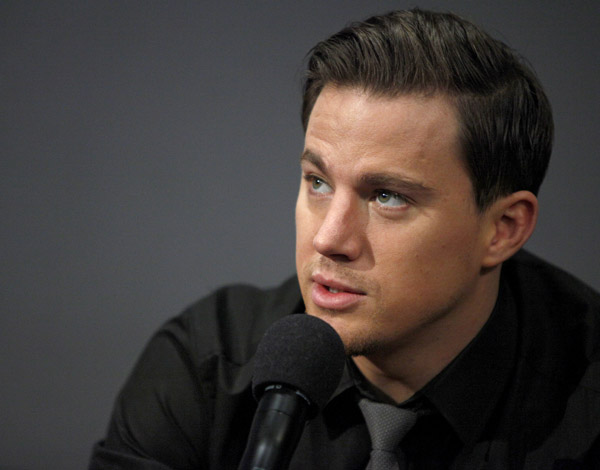 Channing Tatum Wraps Up'Dear John' Press Tour in NYC and Takes Theaters By